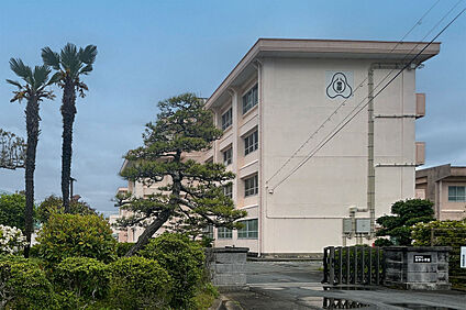 東部小学校 850ｍ(徒歩11分)
