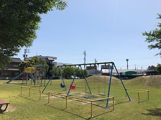 今才勝公園(徒歩2分)
お子様が楽しめる遊具があります。