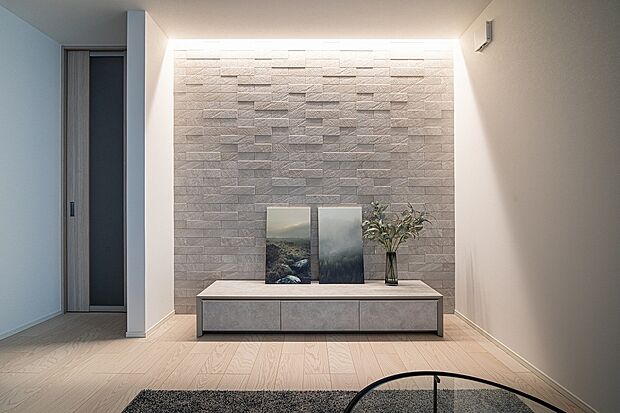 【■No.1／エコカラット】「調湿機能」や「脱臭効果」のエコカラットを壁一面に。高級感のある表情が魅力