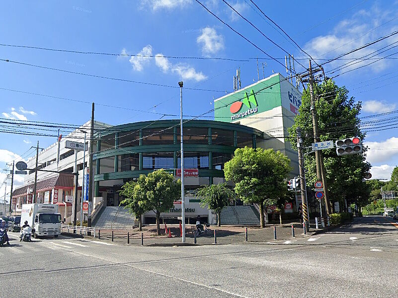 【車・交通】マルエツ川崎宮前店