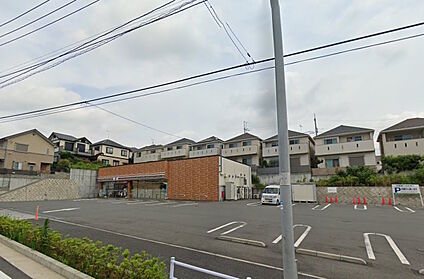 セブンイレブン横浜中白根2丁目店 640ｍ(徒歩8分)