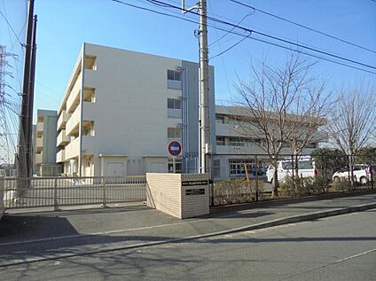 横浜市立東山田中学校 471ｍ