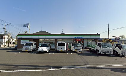 ファミリーマート今宿一丁目店 800ｍ(徒歩10分)