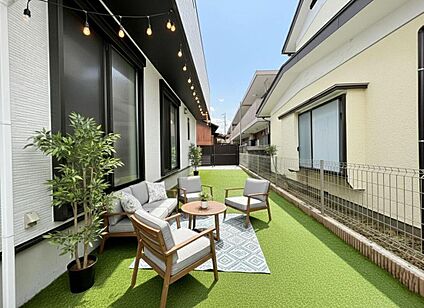 【お庭】※家具等CG加工があります。