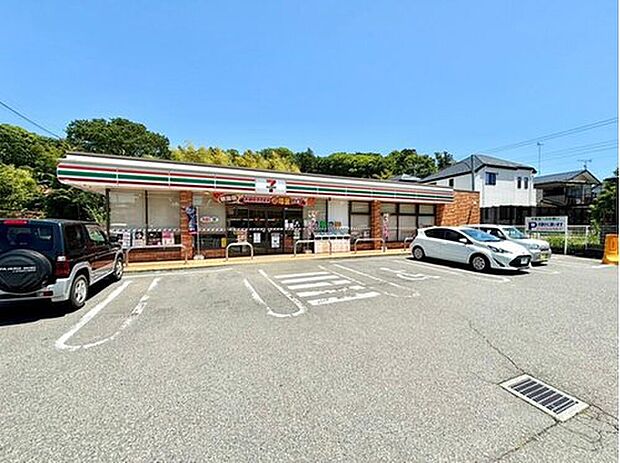 セブンイレブン(約600m)