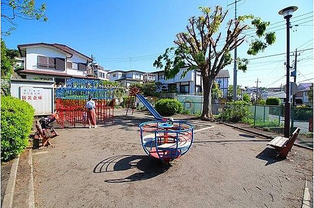 玉川学園7丁目児童公園(約350m)