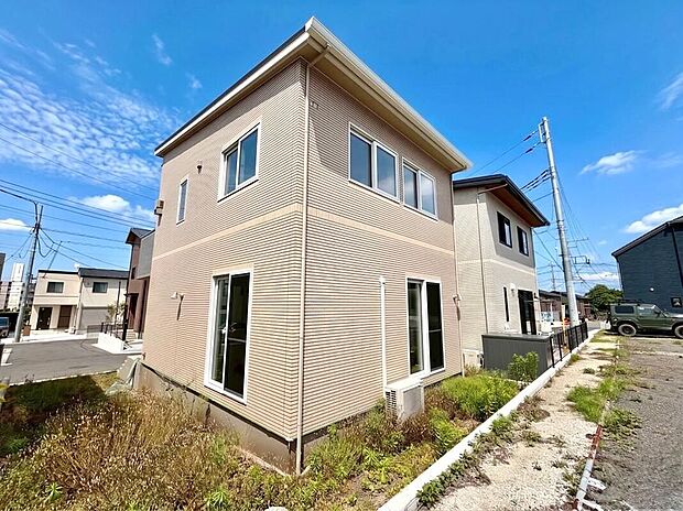【現地外観写真】一歩足を踏み入れた瞬間から感じる、家中どこにいても変わらない上質な快適さ！