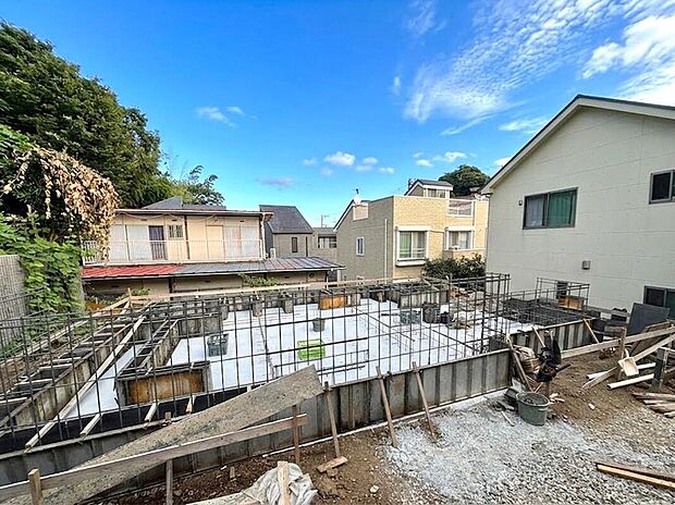 【現地外観写真】小田急江ノ島線「藤沢本町」駅まで徒歩10分と通勤通学に便利な立地!