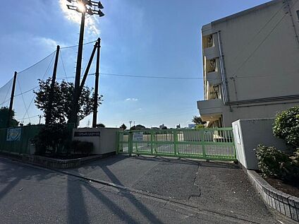 町田市立木曽中学校 1600m(徒歩20分)