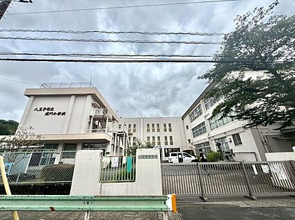 八王子市立浅川小学校 1900ｍ(徒歩24分)