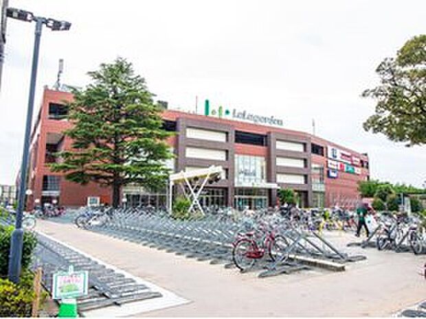 ララガーデン(約789m)