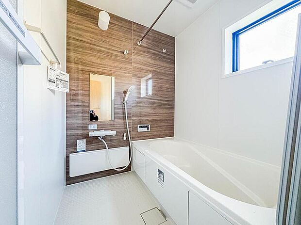 【浴室】3号棟【浴室】一日の疲れを癒してくれるお風呂空間。使いやすさと上質な質感を両立して、単なる習慣から特別な時間に変わるはず。