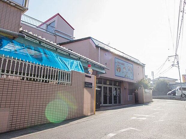こまどり幼稚園（約1,100m）