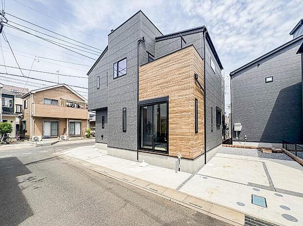 【現地外観写真】こちらの物件が少しでも気になるようでしたら、お気軽にお問合せください。人生でいちばん大きなお買い物ですので、ゆっくりご見学ください。ネット上の画像と実際の見学では、リアル感がまるで違います。