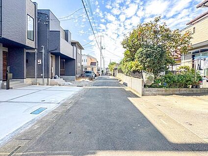 前面道路含む現地写真