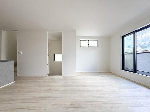 【LDK-17.6帖】光が溢れ、風も溢れ、居心地のよい住空間、自然体で過ごせる住空間にリビングを。