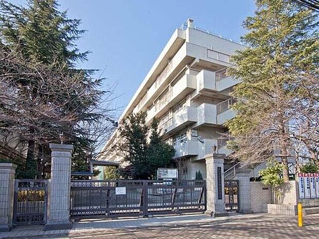 田島中学校(約1,360m)