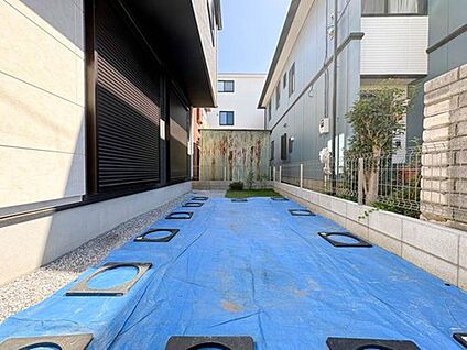 【駐車場】