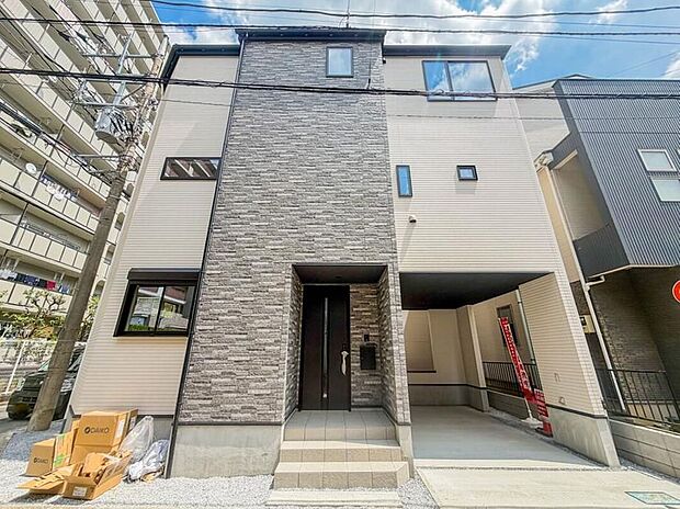 【【現地外観】】ついに足場が外れました。ご見学もいつでも可能です。ぜひ、現地にてご体感ください。