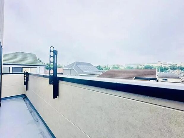 お天気の良い日には、気持ちの良い青空が楽しめそうです。