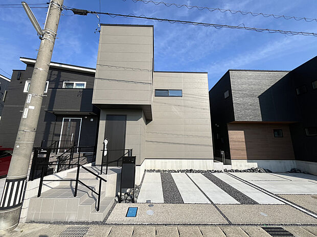 B号棟現地写真
■完成済・内覧可■
お気軽にお問合せ下さいませ。