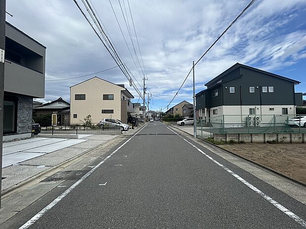 前面道路　2025年9月撮影