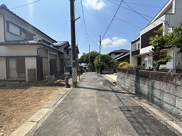 前面道路
2025年9月撮影
