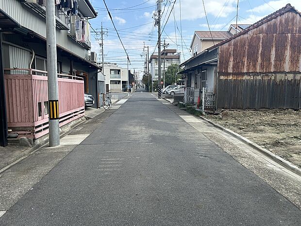 前面道路　2025年11月撮影