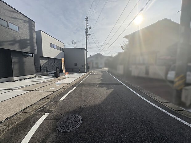 道路写真　北西側5.9ｍ
■2026年7月撮影