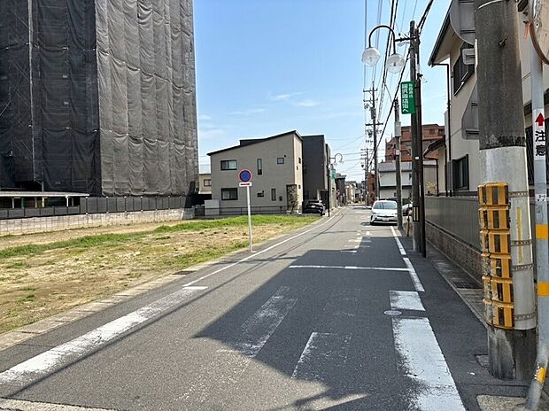 前面道路　西側
2026年4月撮影