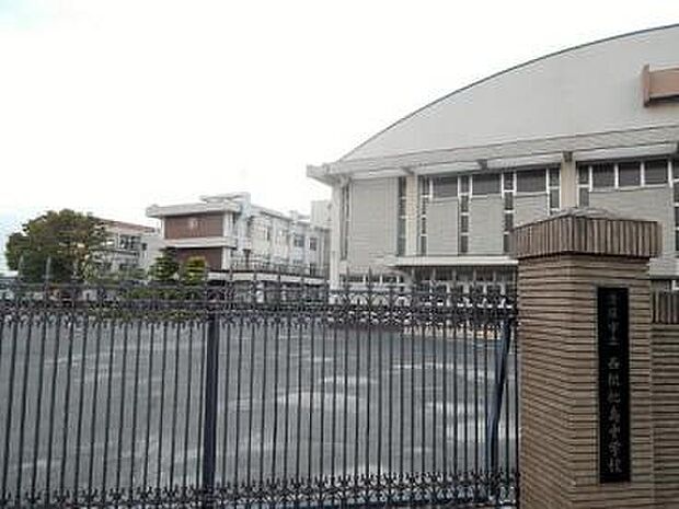 清須市立西枇杷島中学校（約800m）
