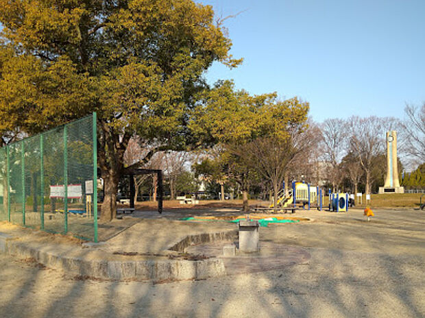 山下公園（約430m）