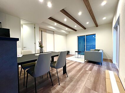 リビング A号棟