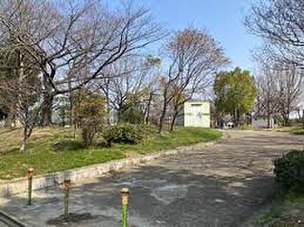 福田公園(約990m)