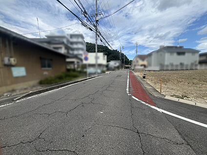 前面道路　北西側 7.9m