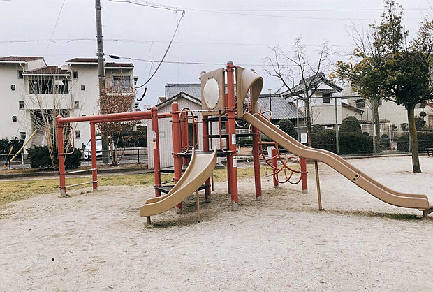 南押切中央公園（約520m）