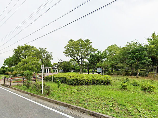 東郷町ふれあい広場（約550m）