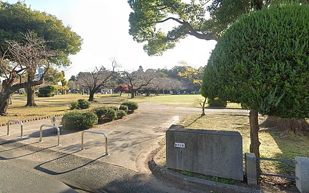 稲荷公園（約350m）