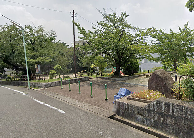 下山公園（約50m）