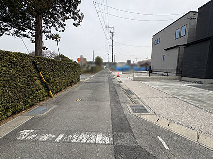 前面道路　北側4.0m