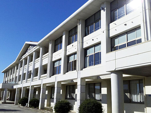 みよし市立三好丘小学校(約60m)