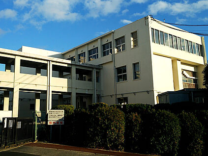 豊明市立豊明中学校 400ｍ(徒歩5分)