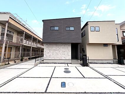 現地外観写真　B号棟