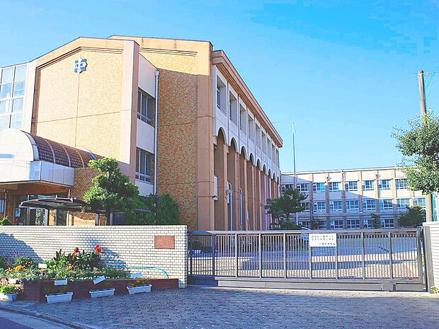 名古屋市立八幡中学校（約1,180m）