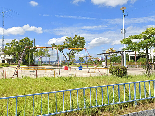 笹ケ根公園（約200m）