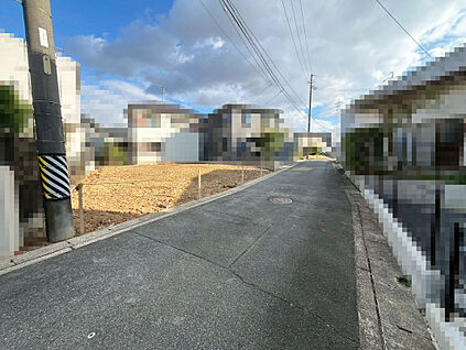 南西側前面道路