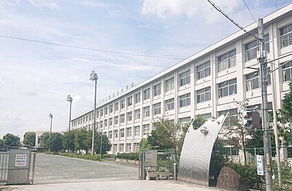 豊田市立猿投台中学校 800m(徒歩約10分)