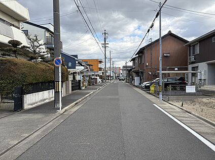前面道路（2026年2月撮影）