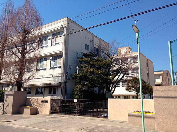 供米田中学校（約460m）