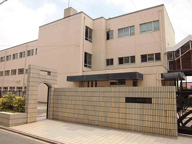 名古屋市立御田中学校（約660m）